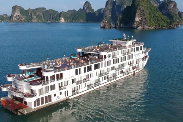 Sena cruise 2 days/ 1 night