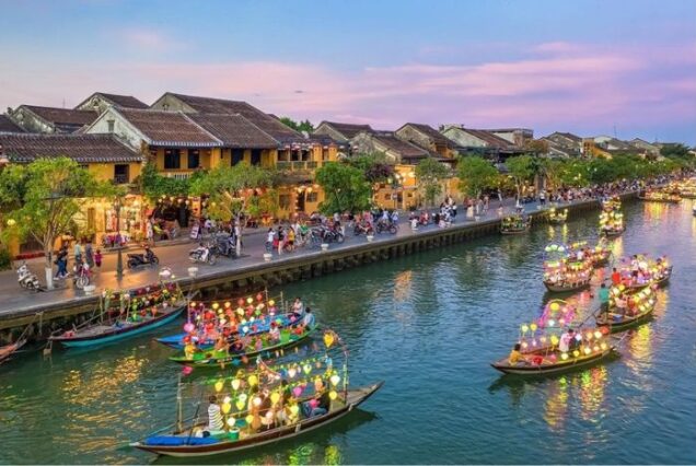 4D3N Magical Da Nang & Hoi An Tour: Mountains, Islands & Ancient Charm
