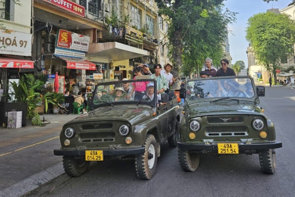 Saigon Jeep Night Tour – Street Food, Nightlife & Hidden Local Gems