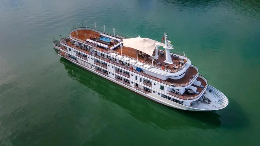 Paradise Elegance Cruise 2 days/ 1 night