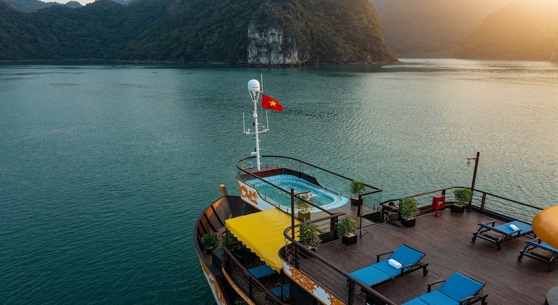 Nostalgia Cruise 2 Days/1 Night onboard