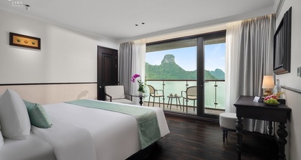 Lyra Grandeur Cruise 2 Days/1 Night cabin