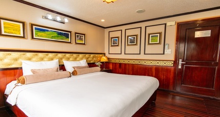Swan Cruise 2 days/ 1 night cabin