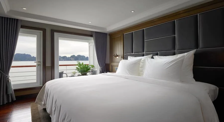 Paradise Grand Cruise 2 Days/1 Night cabin