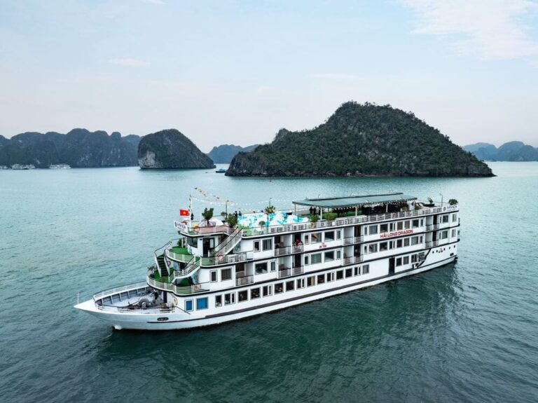 Amanda Premier Cruise 2 Days/1 Night