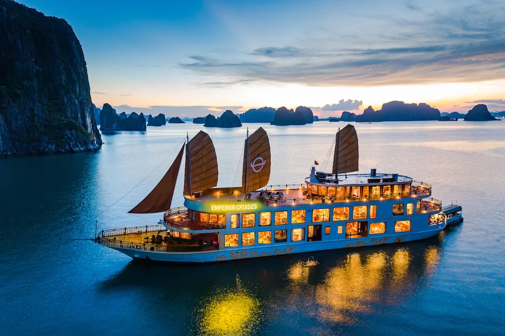Emperor Cruise 3 Days/2 Nights
