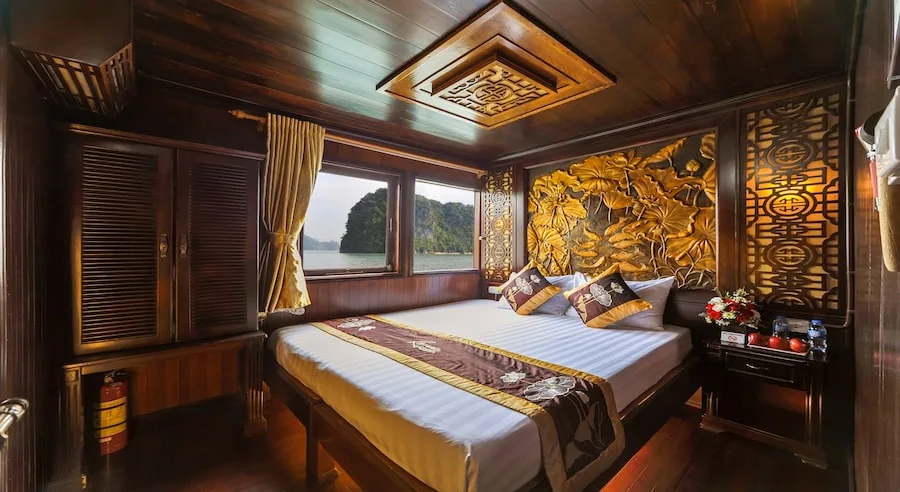 Renea Cruise 2 Days/1 Night cabin