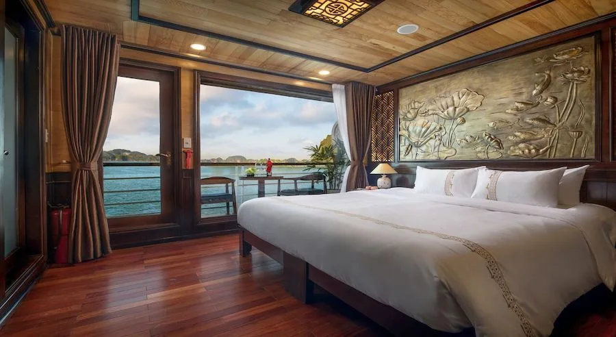 V’Spirit Cruises 2 Days/1 Night cabin