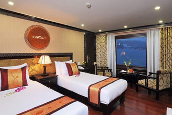 Starlight Cruise 2 Days/1 Night onboard