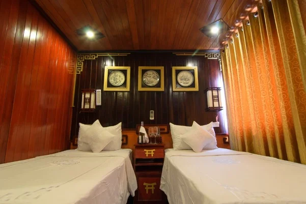 Dragon Pearl Junks 3 Days/2 Nights onboard