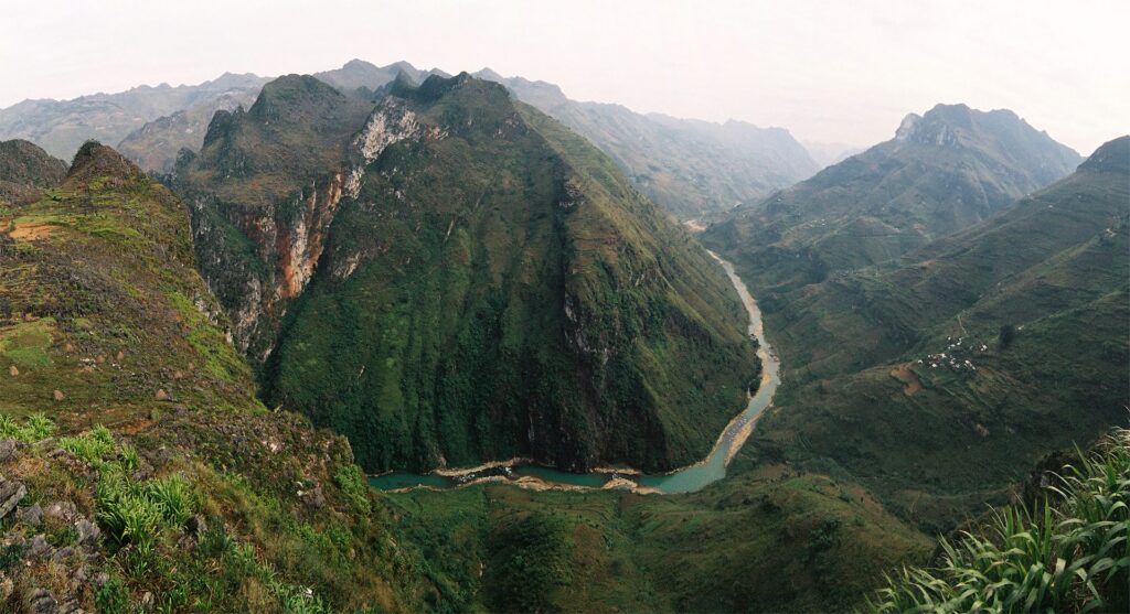 Ha Giang Loop 4 Days 3 Nights with Easy Rider
