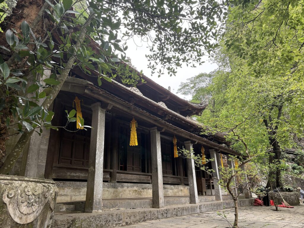 Tam Coc Countryside Half Day Tour by Electric Bike onboard