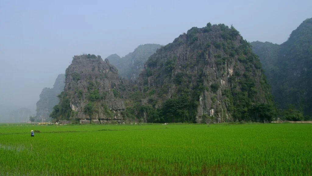 Ninh Binh Countryside by Motorbike: Day Tour with a Local Rider