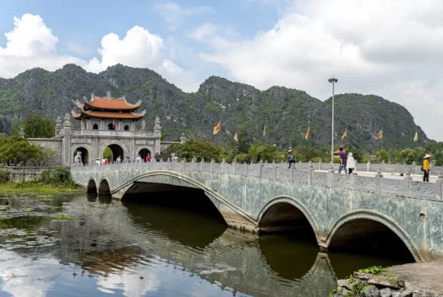 Stone bridge and gate at Hoa Lu