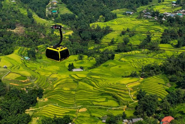 The Fansipan cable car above the valleys near Sapa