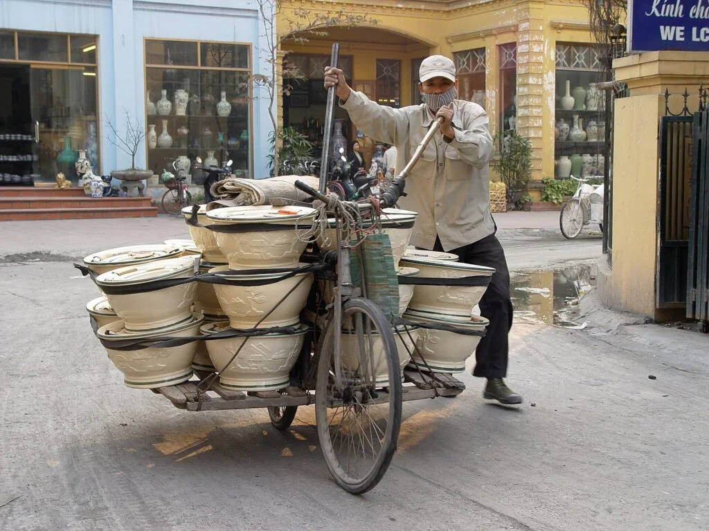 Bat Trang, Dong Ho and But Thap Pagoda Private Craft Villages Tour