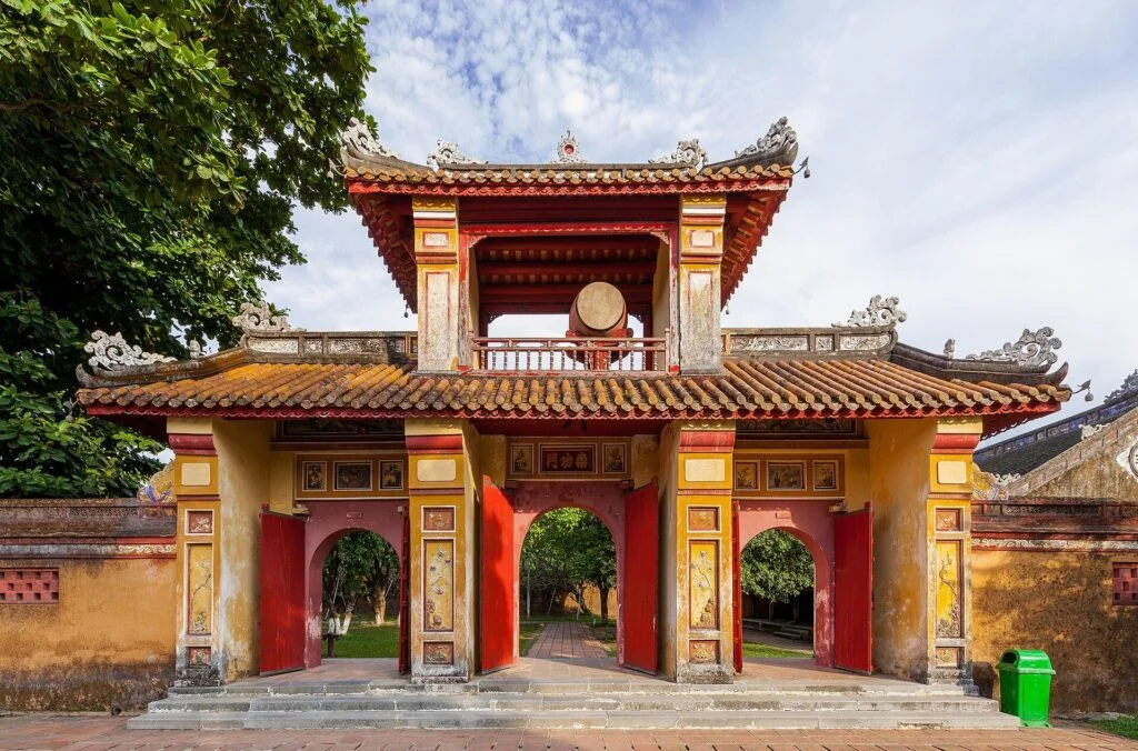 Thuy Bieu Village Cycling Half Day Private Tour in Hue gallery