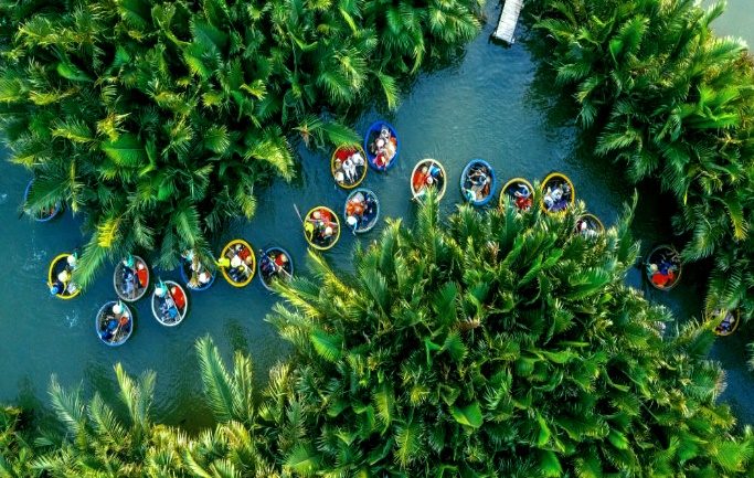 Hoi An Coconut Jungle Basket Boat, Crab Fishing and Lantern Making gallery