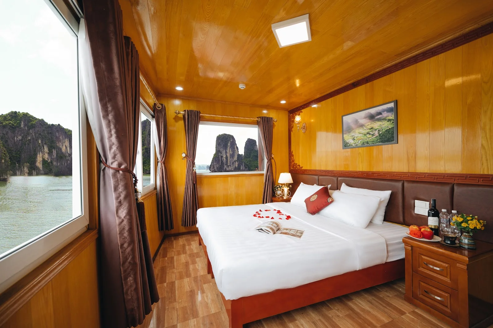 Sunlight Premium Cruise 3 Days/2 Nights cabin